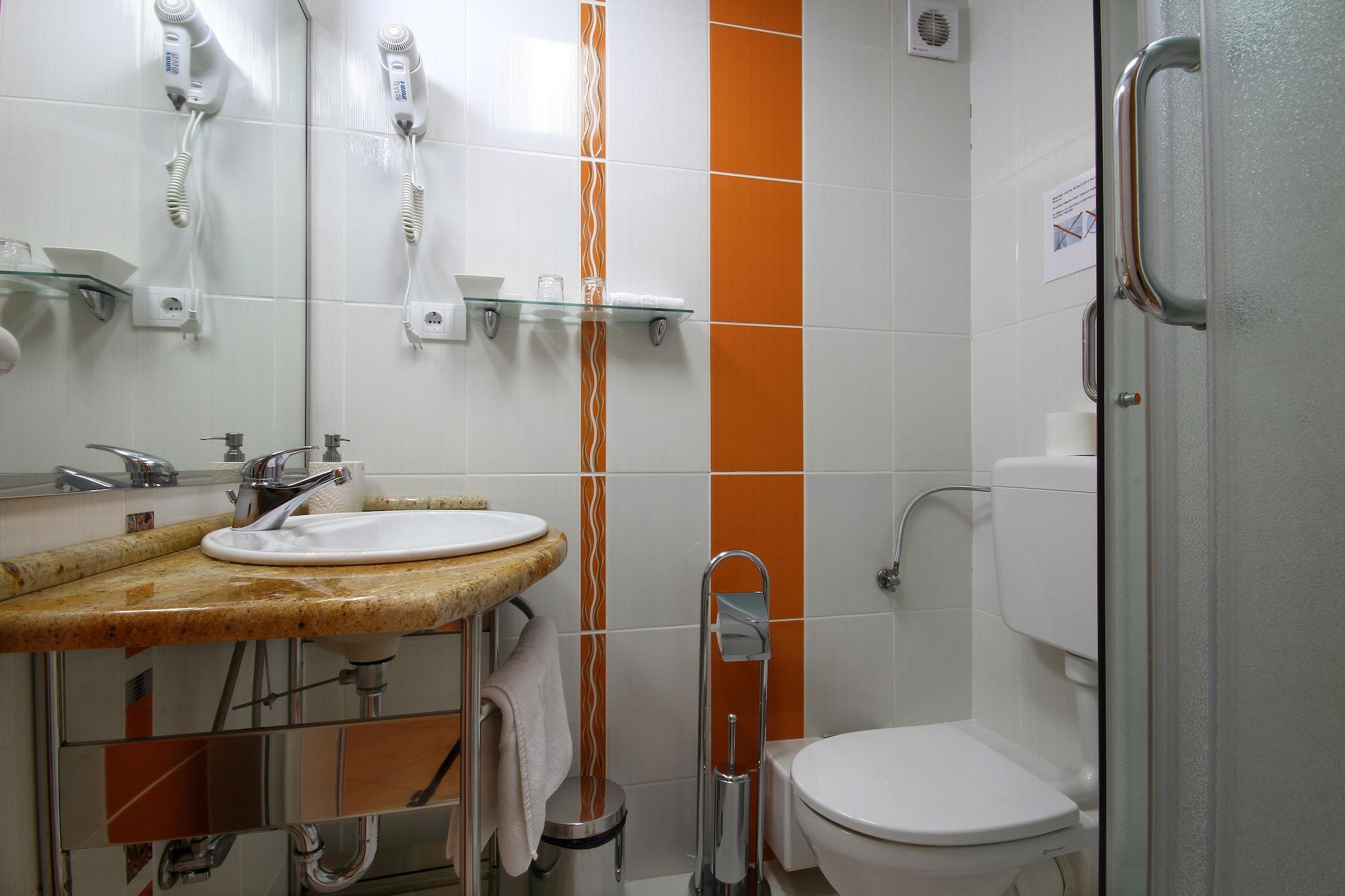 Hotel Aruba Будва Екстериор снимка